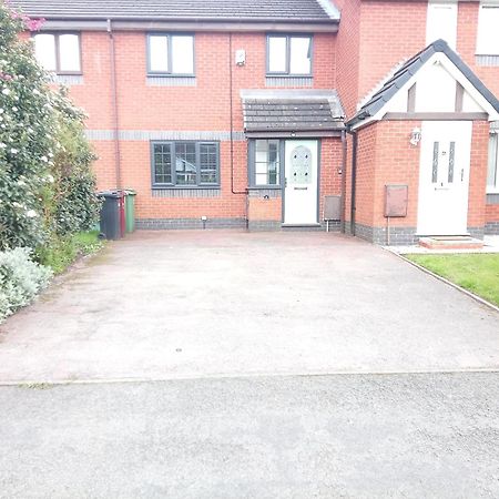 Sevenoaks Villa Bolton Ngoại thất bức ảnh